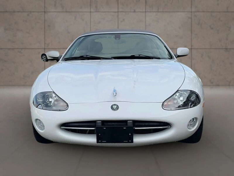 2004 Jaguar XK XK8's photo