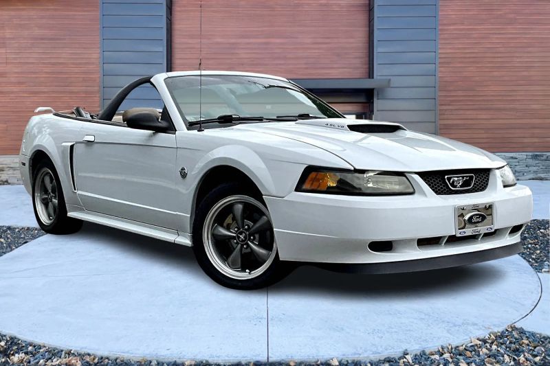 2004 Ford Mustang GT Premium
