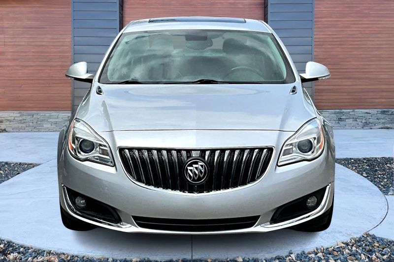 2014 Buick Regal Premium I photo 3