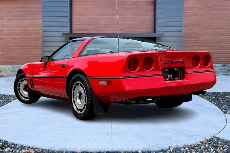 1985 Chevrolet Corvette Coupe photo 2