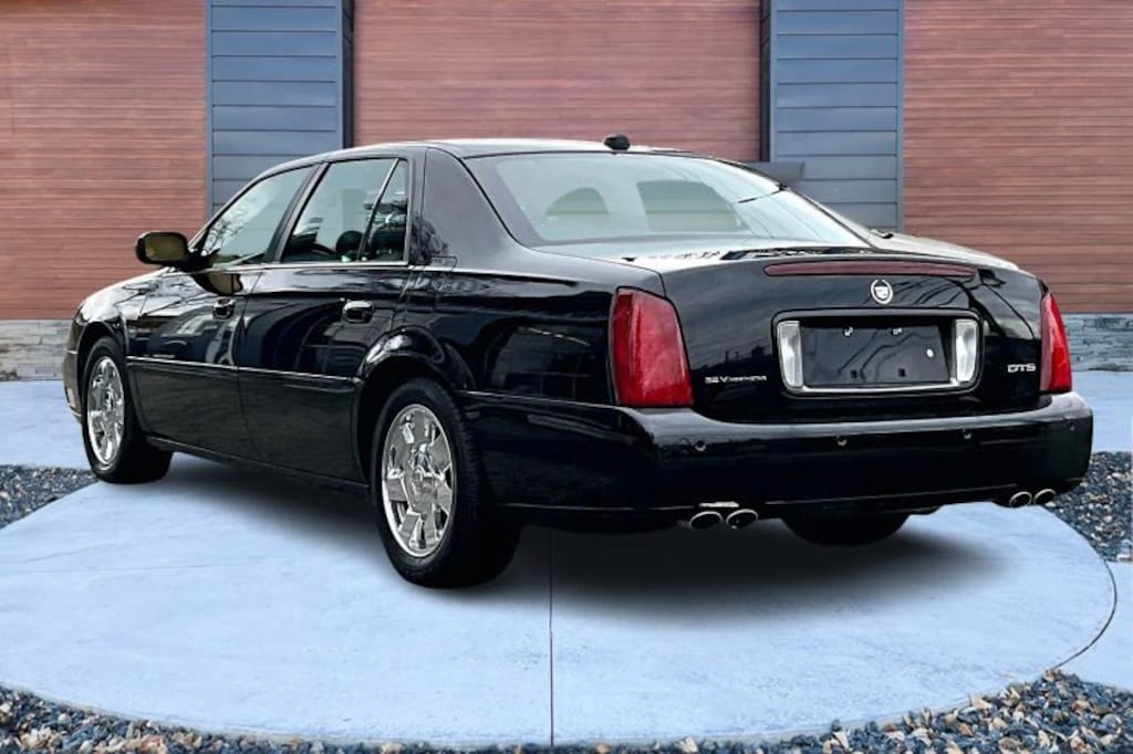Used 2002 Cadillac Deville DTS Sedan 4D Sedan
