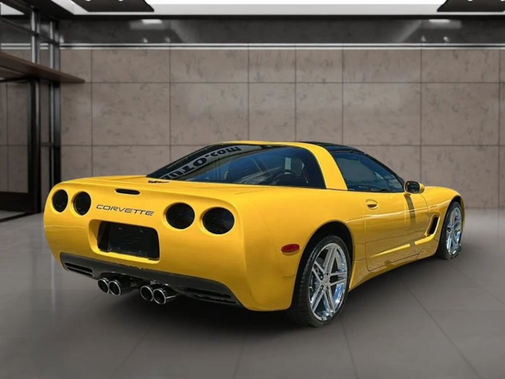 Used 2002 Chevrolet Corvette Coupe 2D Coupe