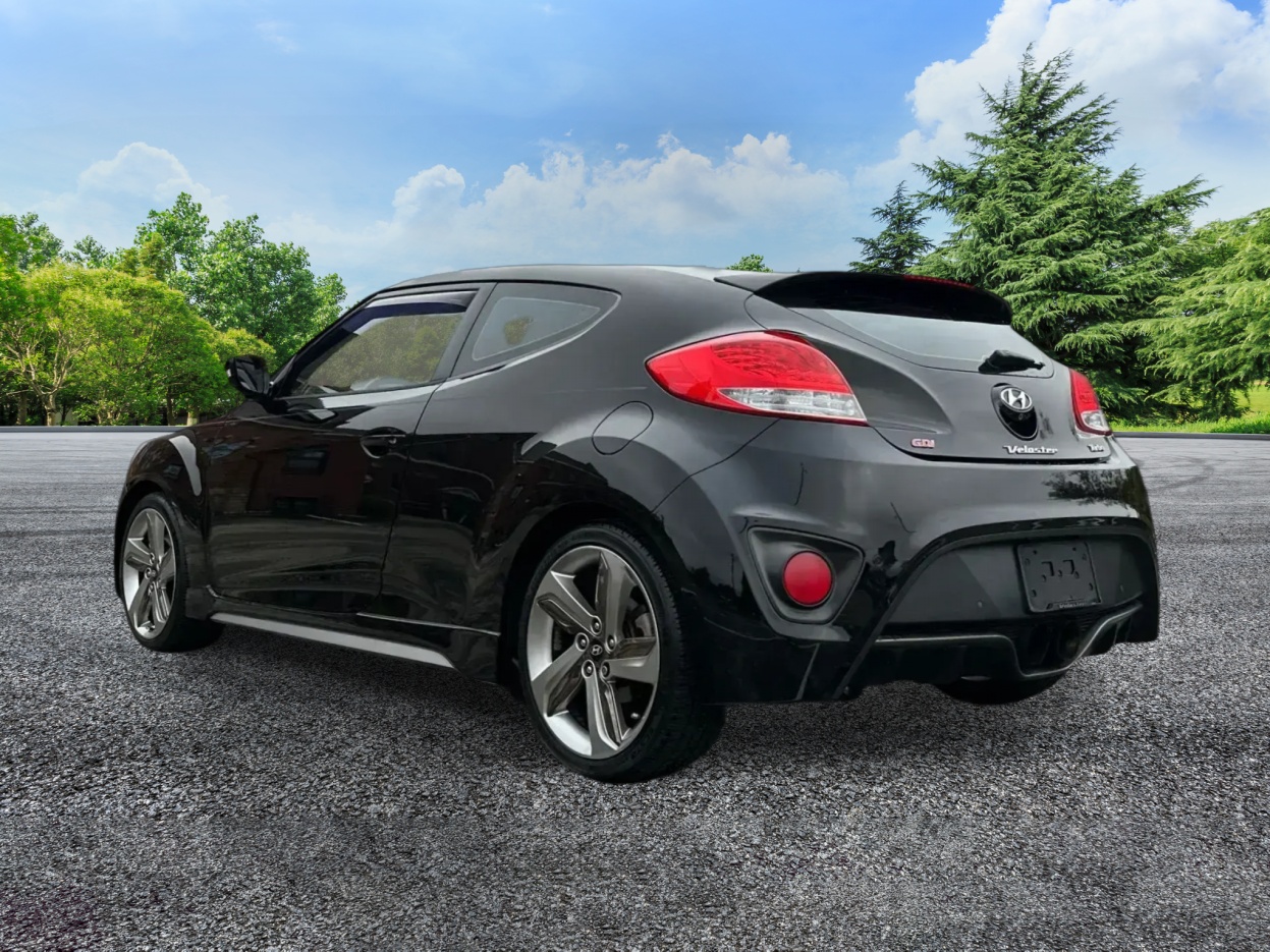 Used 2013 Hyundai Veloster Turbo Coupe 3D Coupe