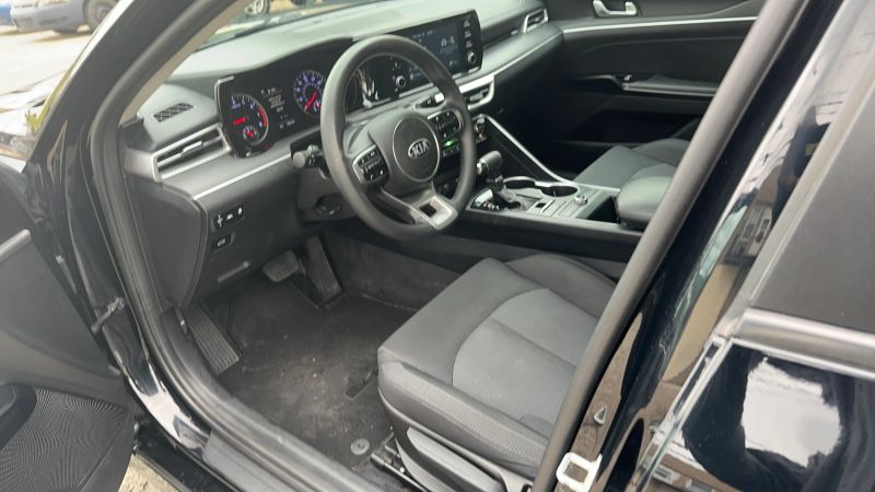 2021 Kia K5 LXS - Photo 6