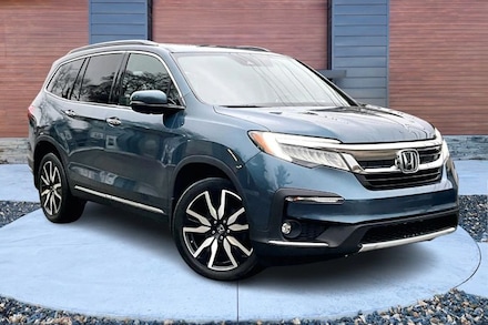 2019 Honda Pilot Touring Sport Utility 4D SUV