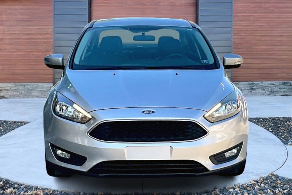 Used 2016 Ford Focus SE Sedan 4D Sedan