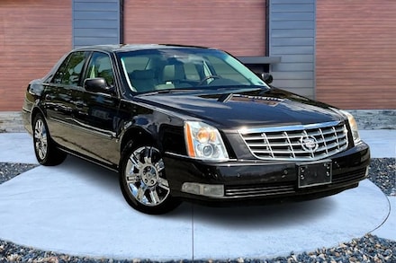 2008 Cadillac DTS Sedan 4D Sedan