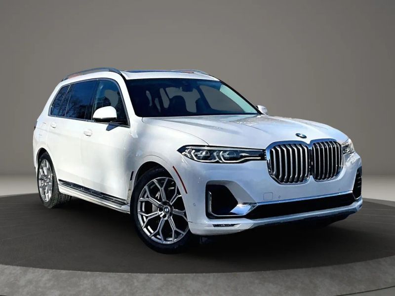 2021 BMW X7 xDrive40i's photo