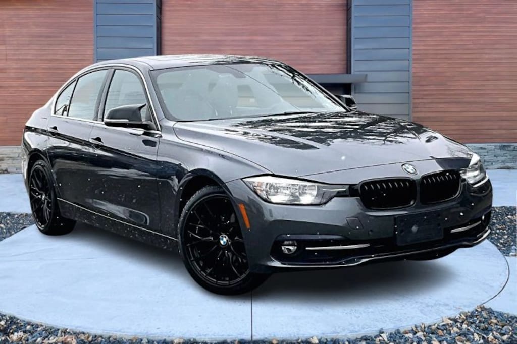 Used 2017 BMW 3 Series 330i xDrive Sedan 4D Sedan