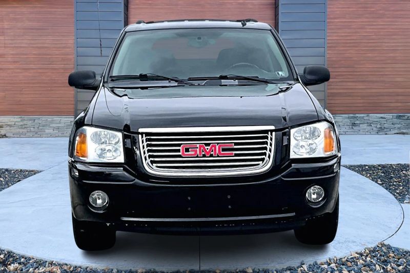 2008 Gmc Envoy SLT photo 3