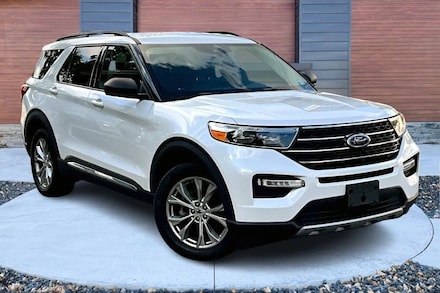 2021 Ford Explorer XLT Sport Utility 4D SUV