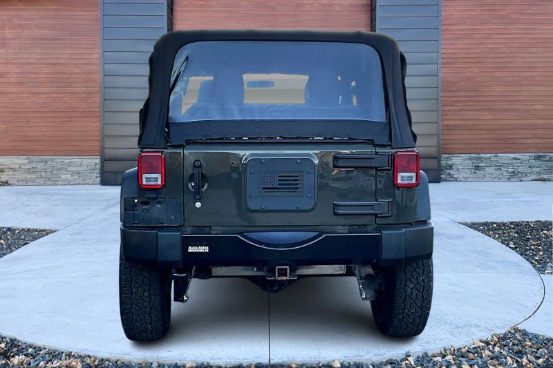 2015 Jeep Wrangler Sport photo 4