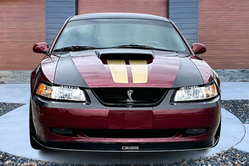 2004 Ford Mustang GT Deluxe photo 3