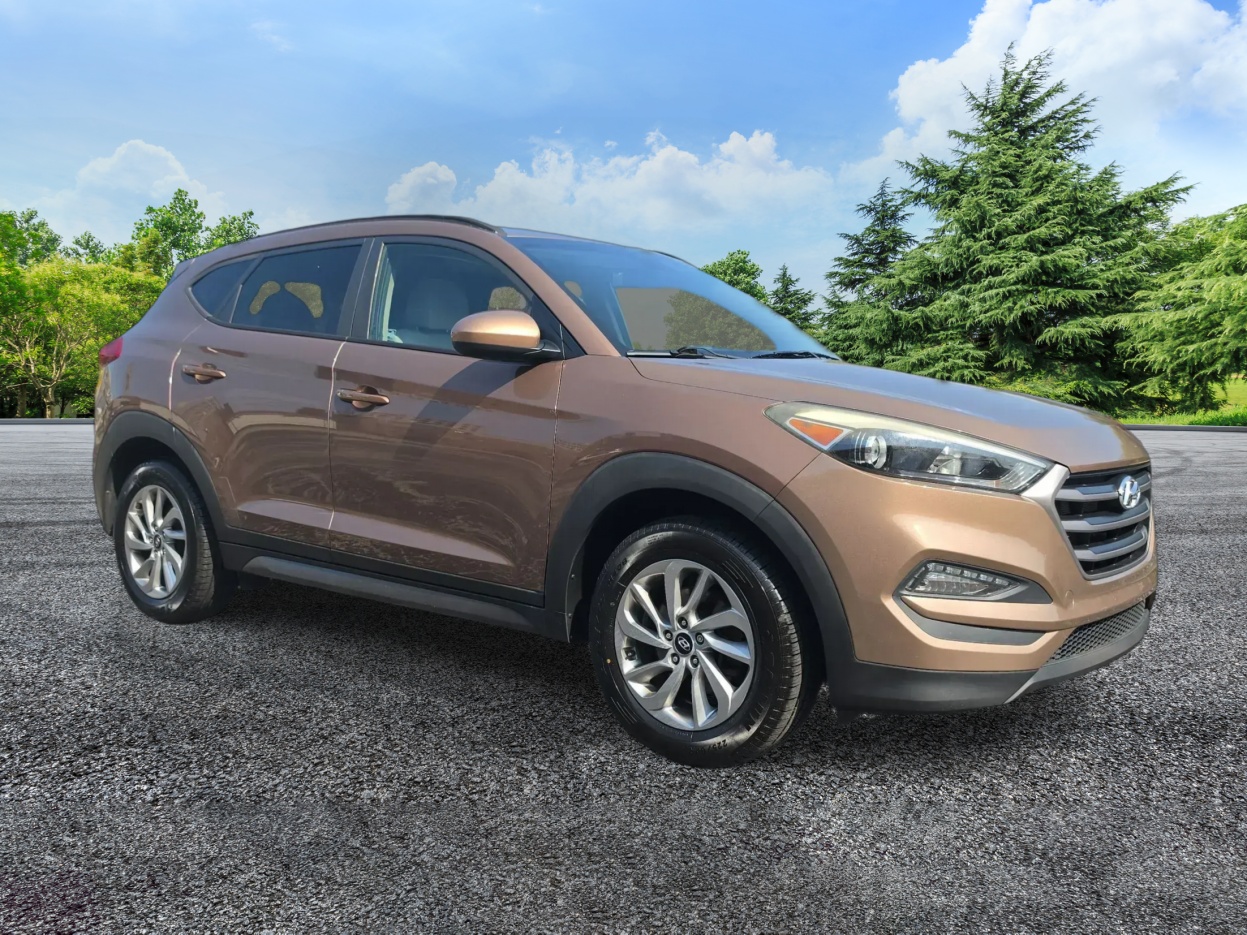 Used 2016 Hyundai Tucson SE Sport Utility 4D SUV