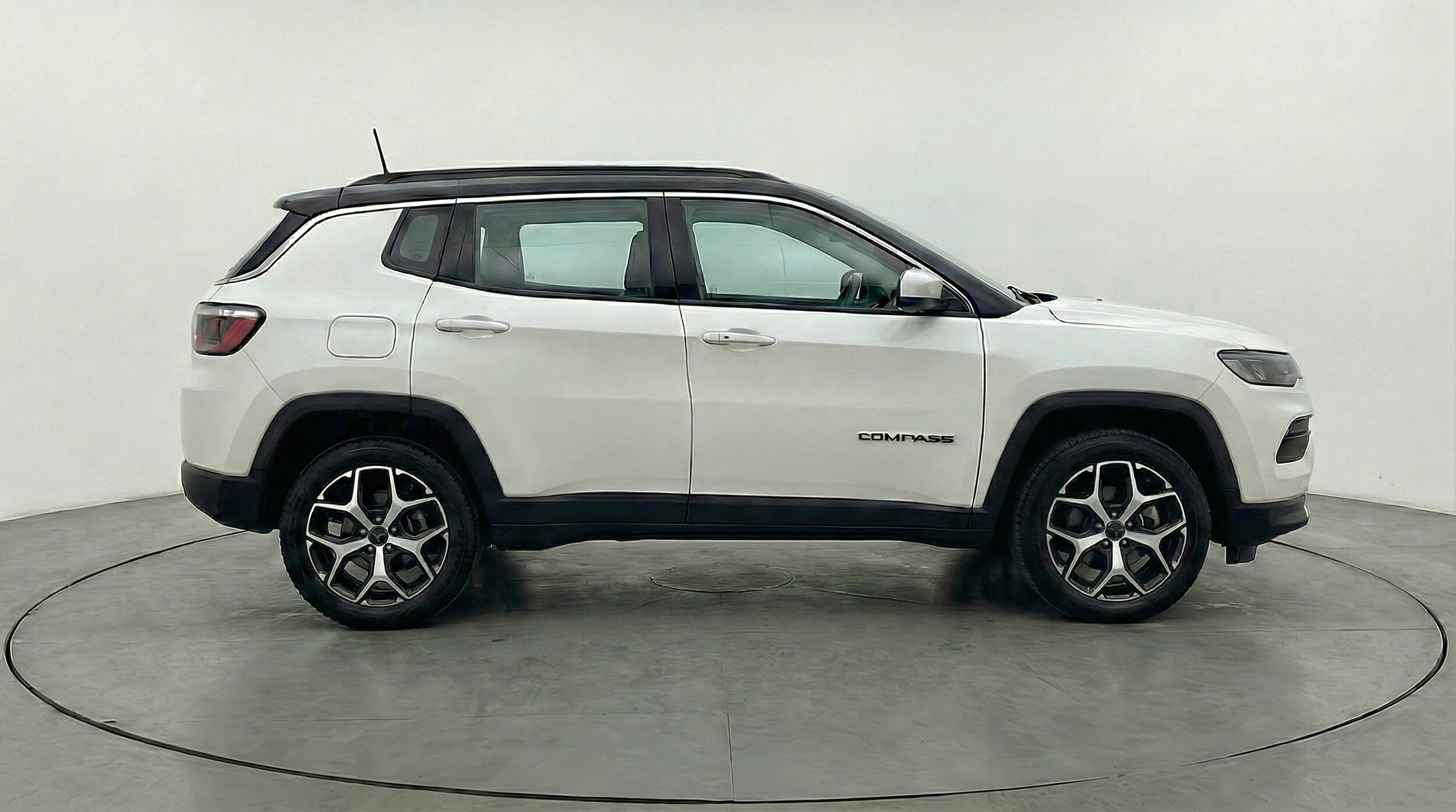 Thumbnail: 2025 Jeep Compass - 8