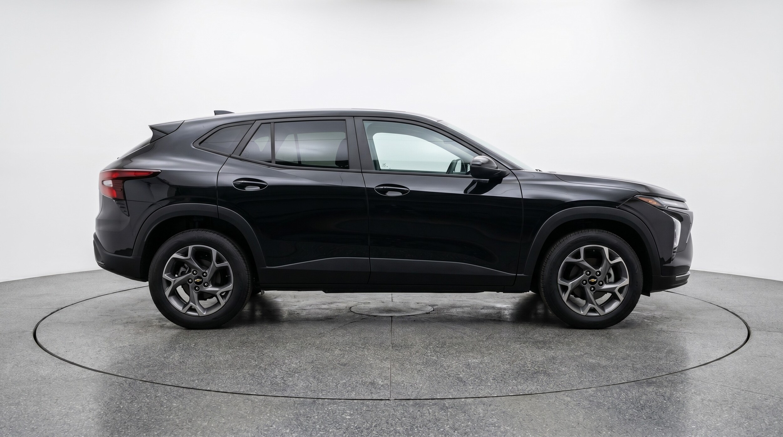 Thumbnail: 2025 Chevrolet Trax - 8