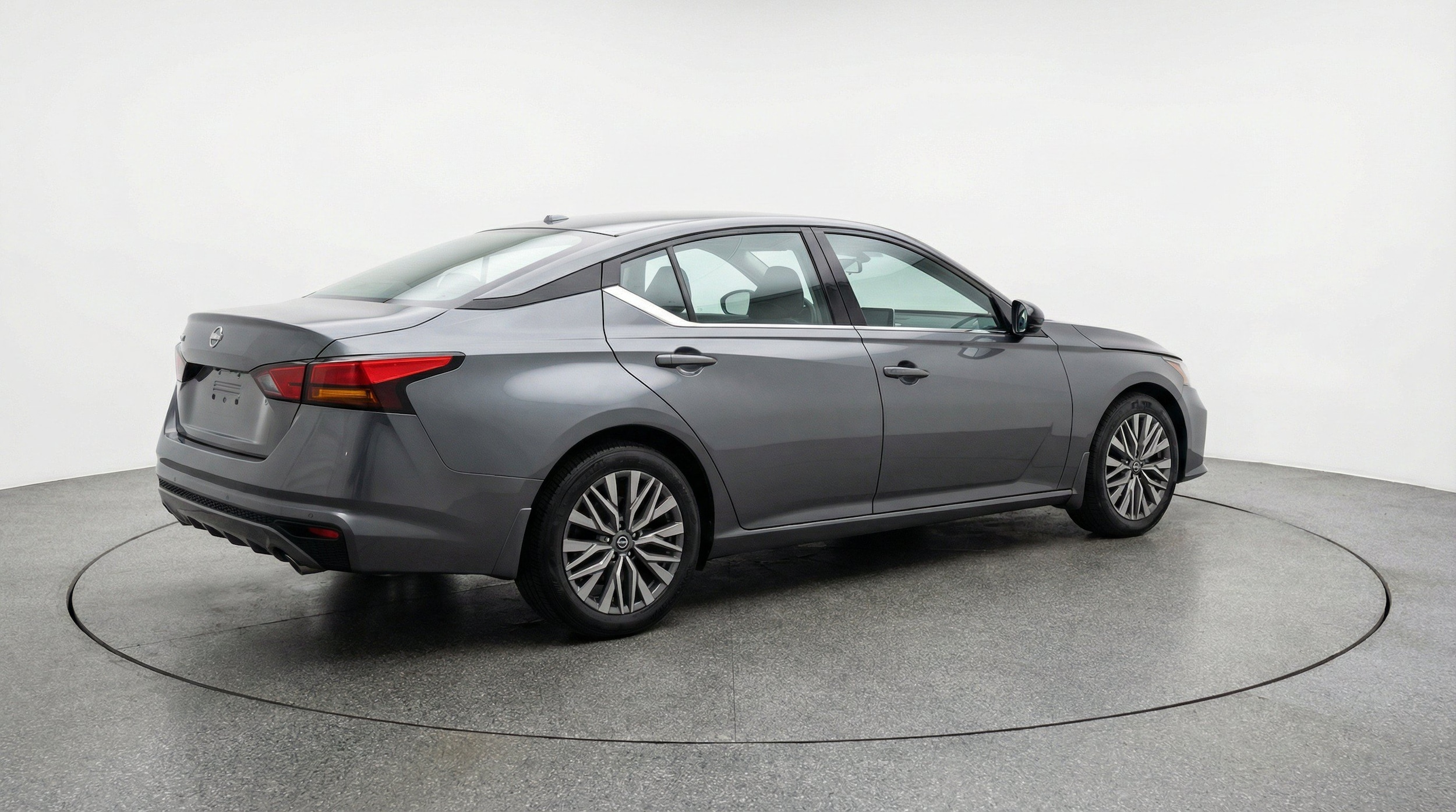 Thumbnail: 2025 Nissan Altima - 9