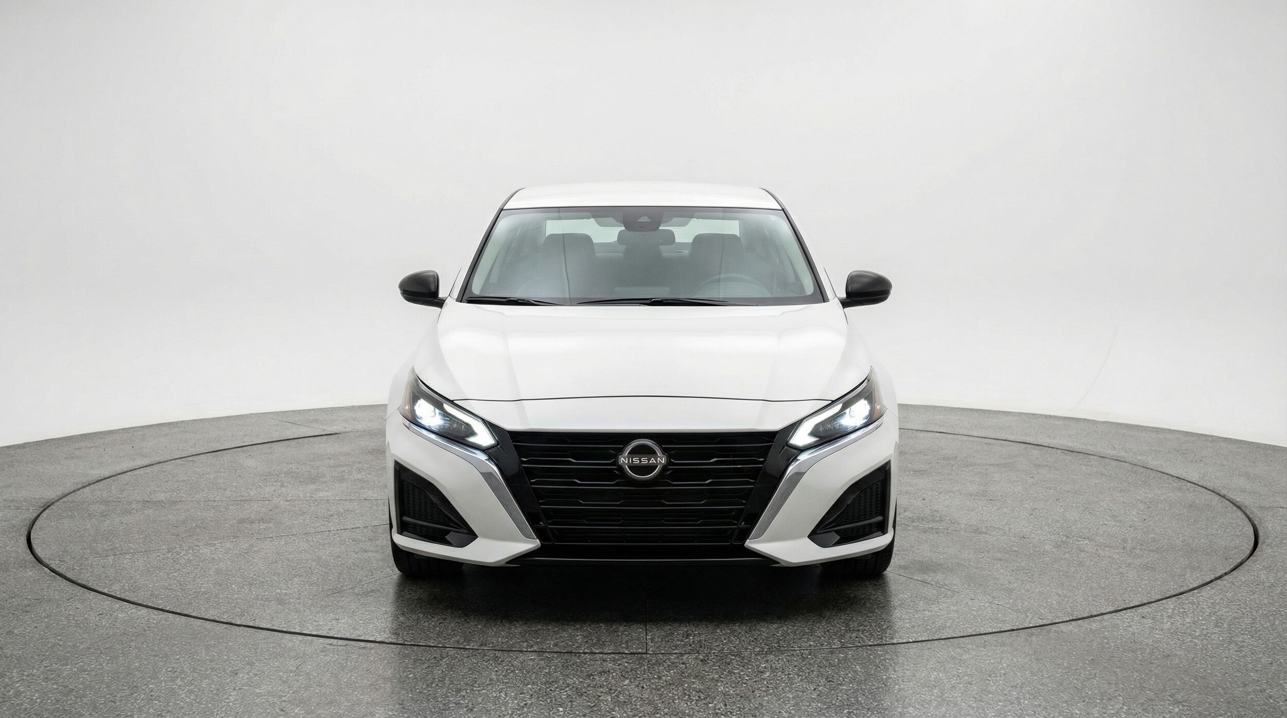 Thumbnail: 2025 Nissan Altima - 2