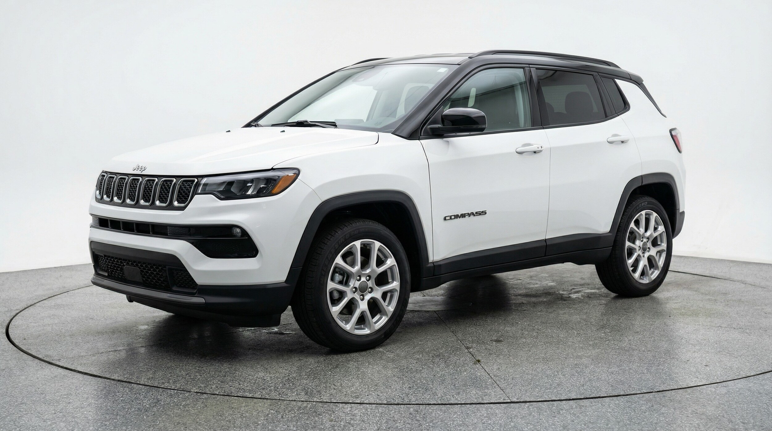 Thumbnail: 2025 Jeep Compass - 3