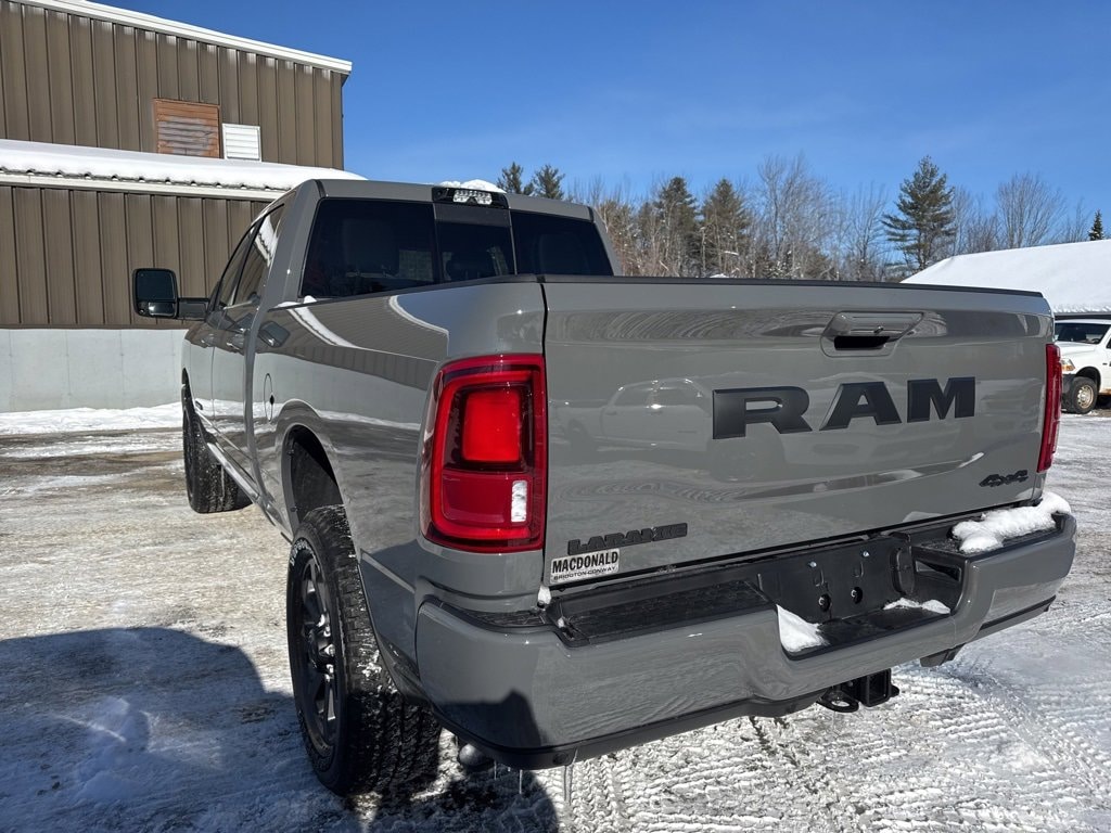 New 2026 Ram 2500 LARAMIE CREW CAB 4X4 6'4 BOX Pickup