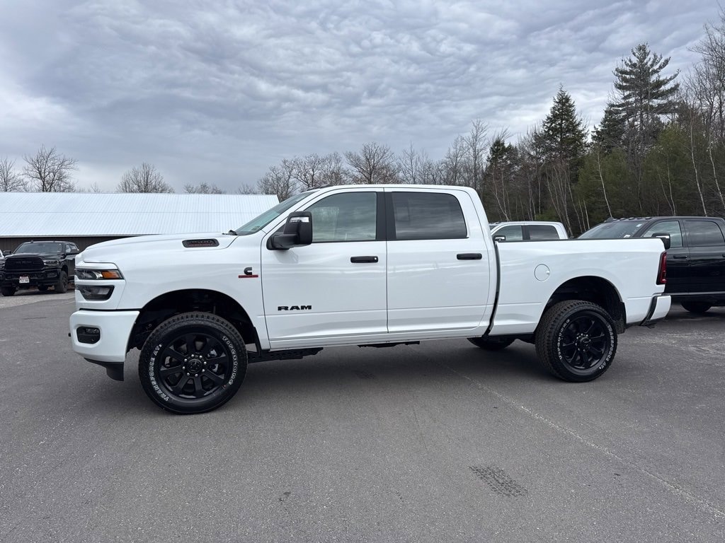 New 2026 Ram 2500 BIG HORN CREW CAB 4X4 6'4 BOX Pickup