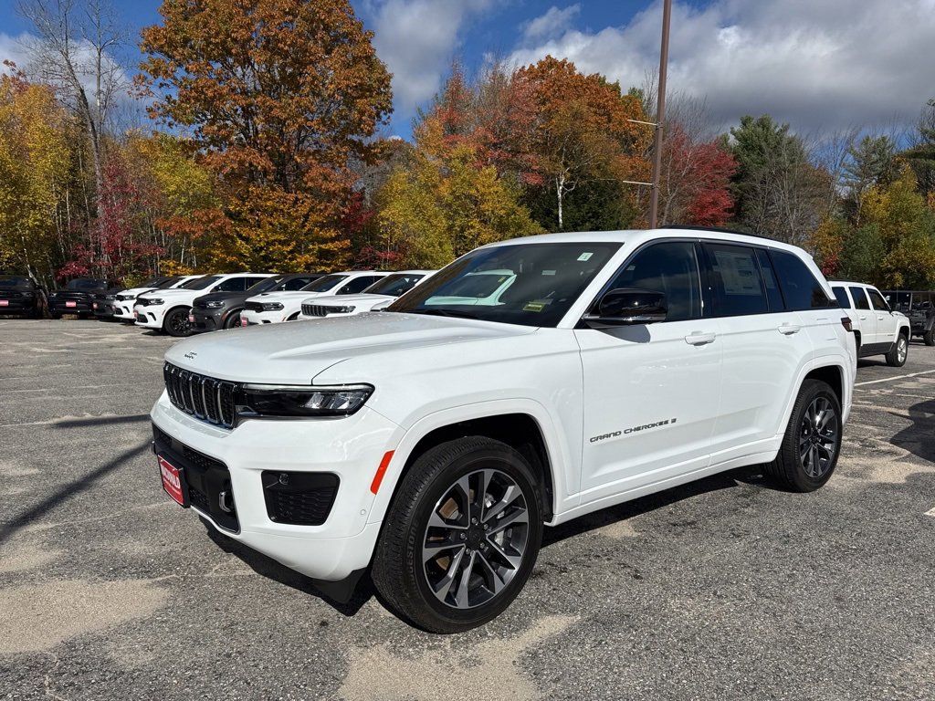 2025 Jeep Grand Cherokee Overland's photo