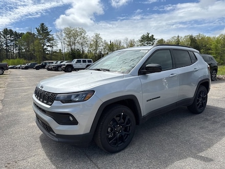2025 Jeep Compass LATITUDE 4X4 Sport Utility