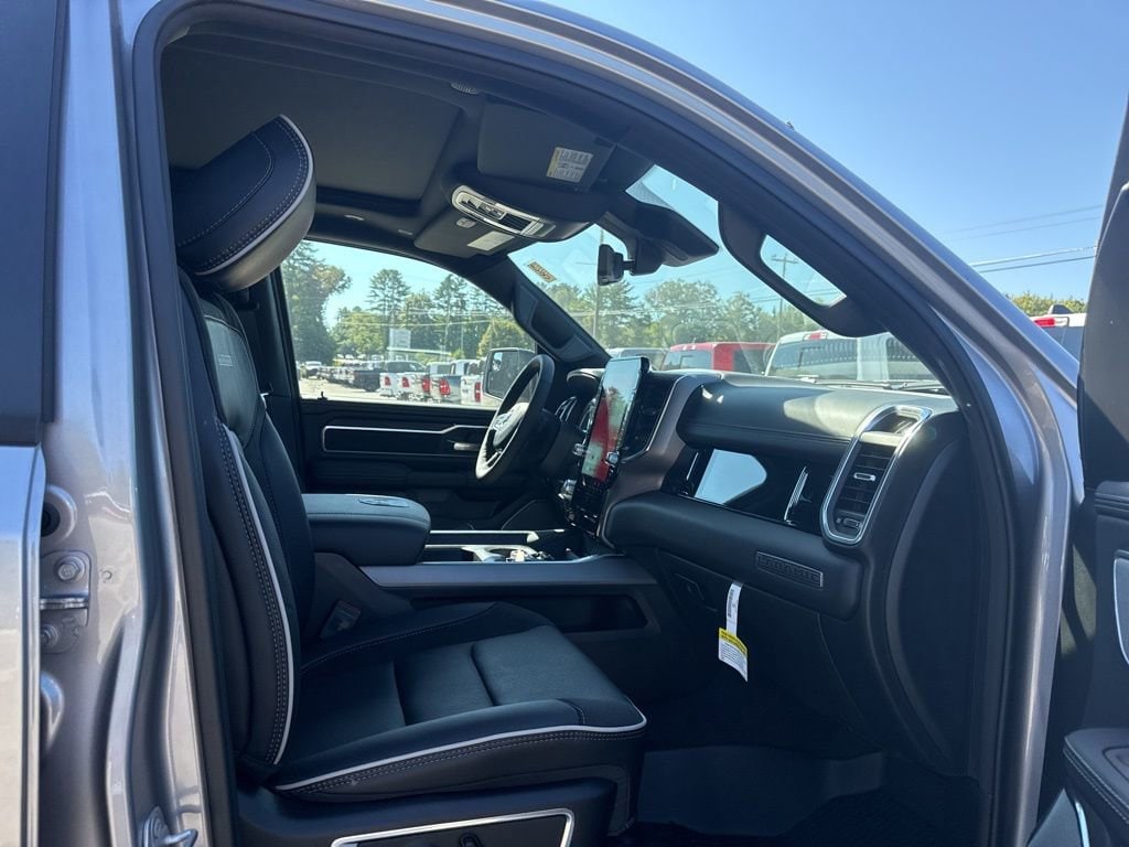 2026 RAM 1500 Laramie - Photo 13