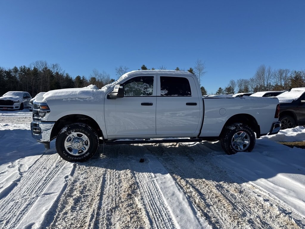 New 2026 Ram 3500 TRADESMAN CREW CAB 4X4 6'4 BOX Pickup