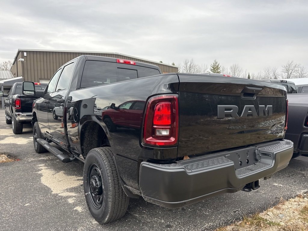 New 2026 Ram 2500 TRADESMAN CREW CAB 4X4 6'4 BOX Pickup