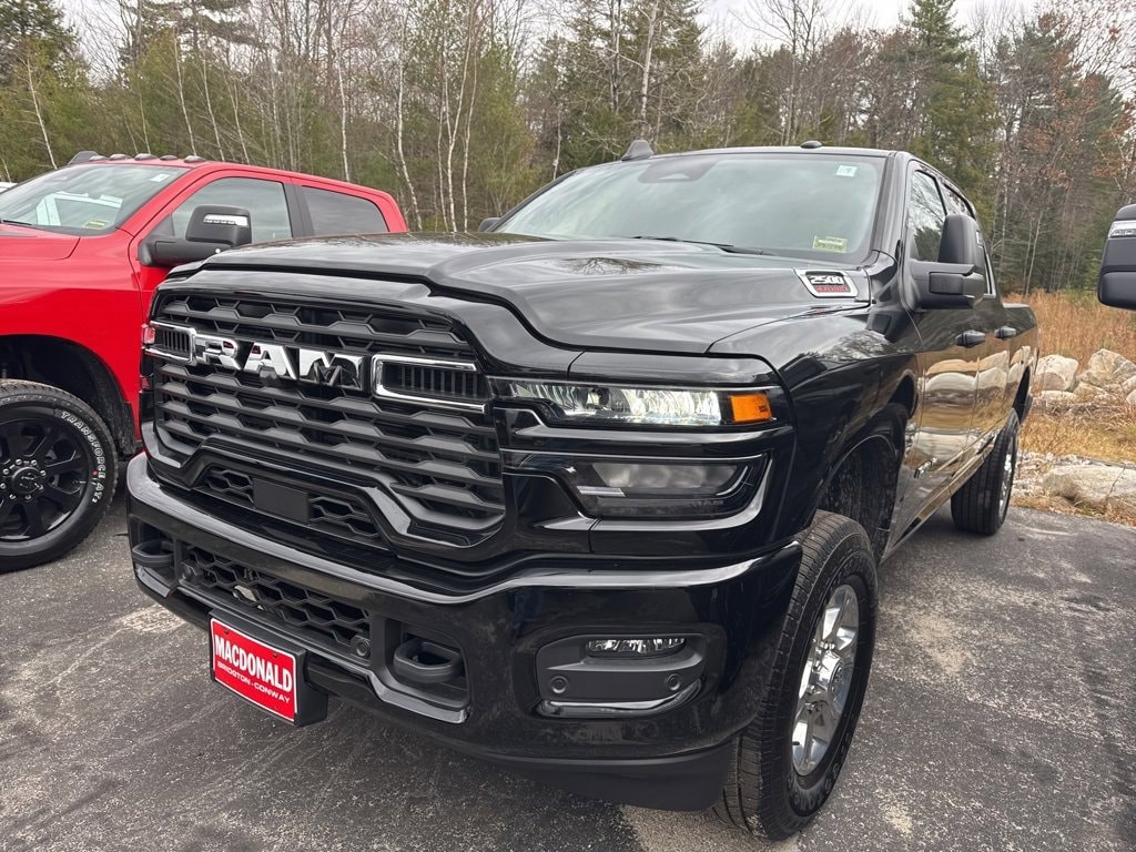 New 2026 Ram 2500 BIG HORN CREW CAB 4X4 6'4 BOX Pickup