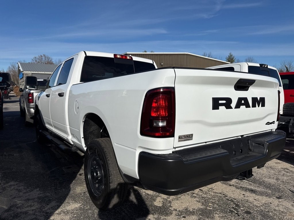 New 2026 Ram 2500 TRADESMAN CREW CAB 4X4 6'4 BOX Pickup