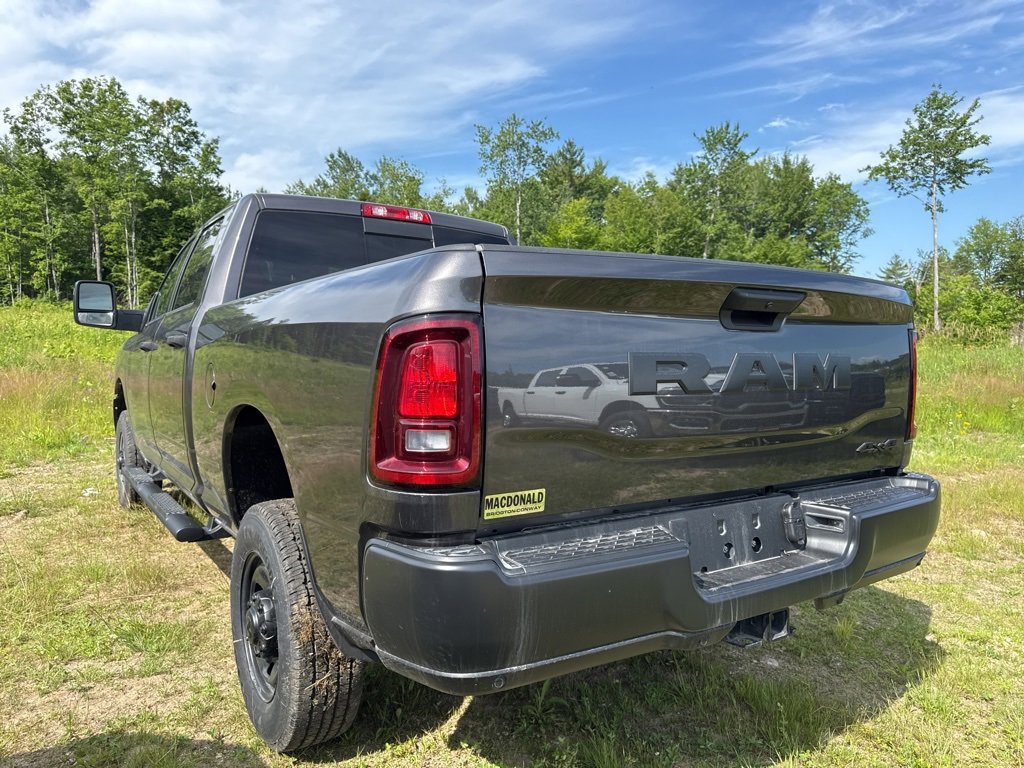 2025 Ram 2500 Tradesman photo 3