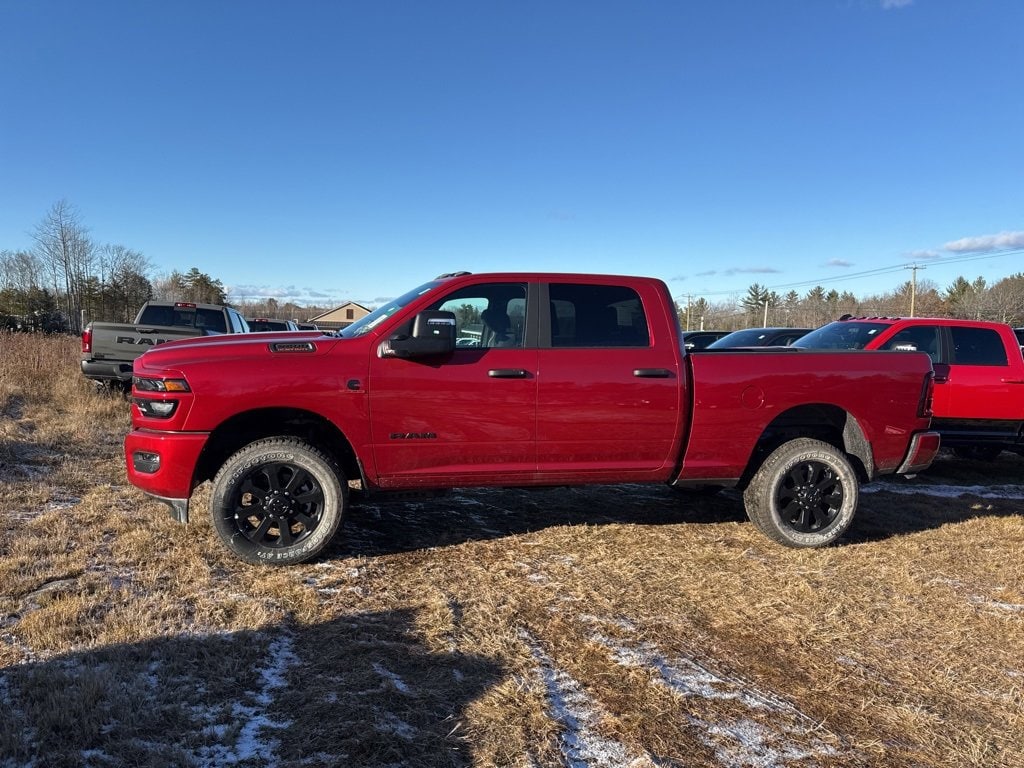 New 2026 Ram 2500 BIG HORN CREW CAB 4X4 6'4 BOX Pickup