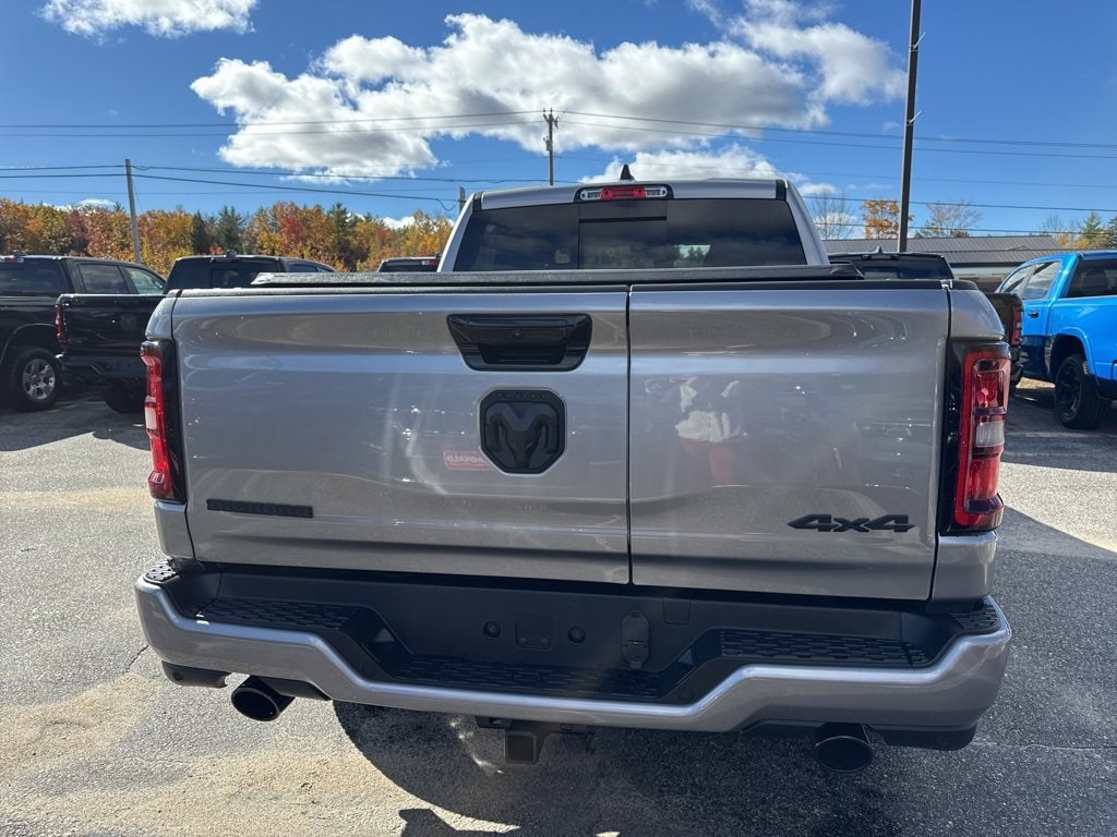 New 2026 Ram 1500 BIG HORN CREW CAB 4X4 5'7 BOX Pickup