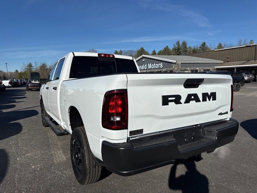 New 2026 Ram 2500 TRADESMAN CREW CAB 4X4 6'4 BOX Pickup