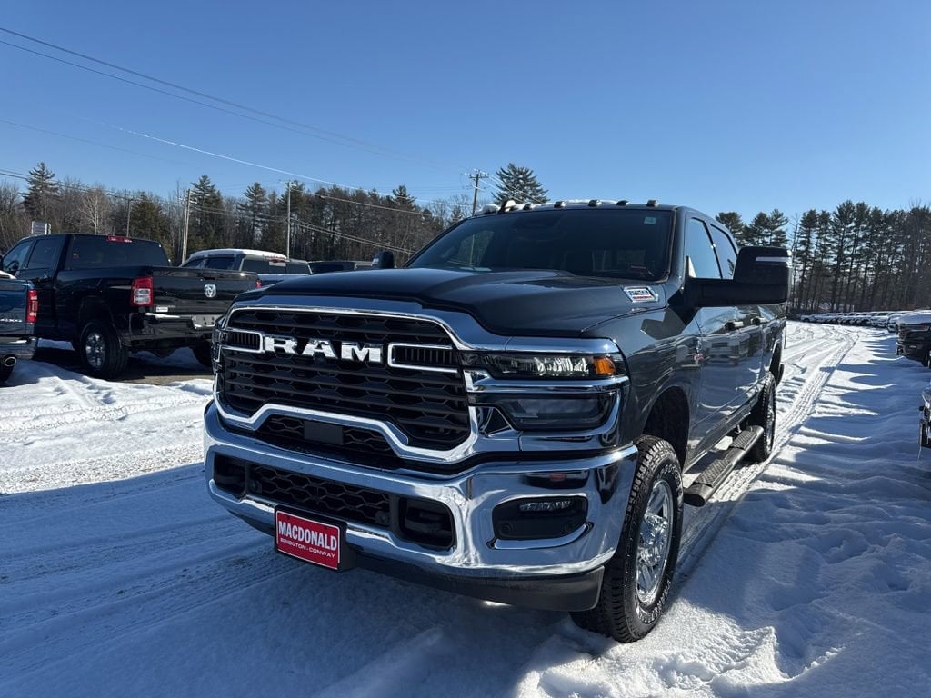 New 2026 Ram 2500 TRADESMAN CREW CAB 4X4 6'4 BOX Pickup