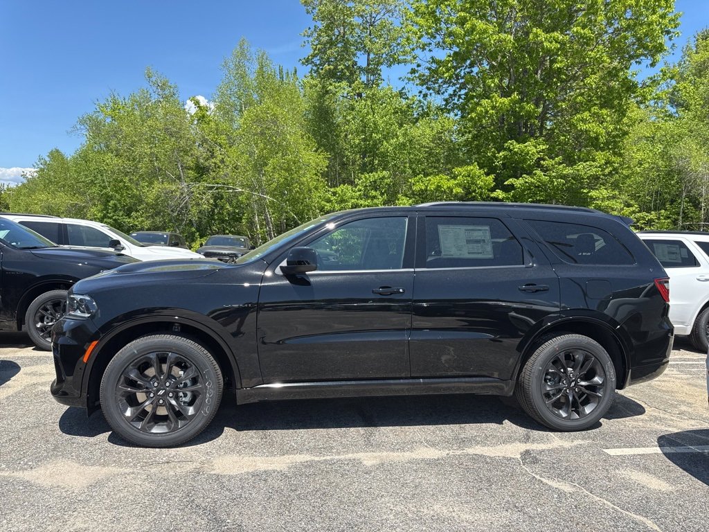 2025 Dodge Durango R/T photo 2