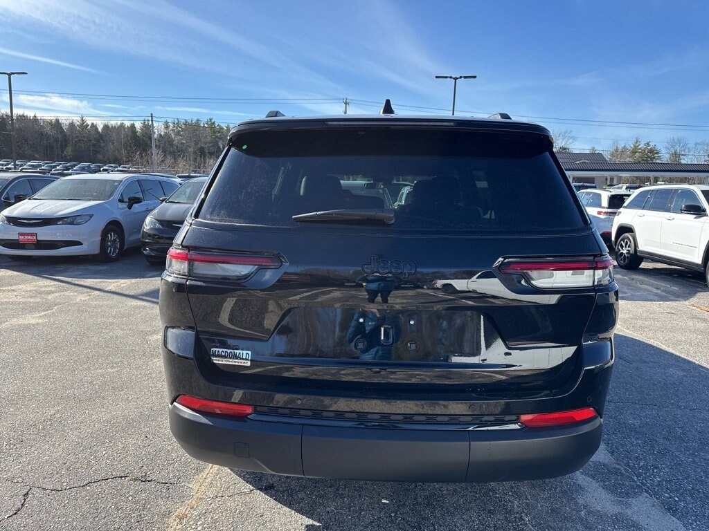 New 2025 Jeep Grand Cherokee L ALTITUDE X 4X4 Sport Utility