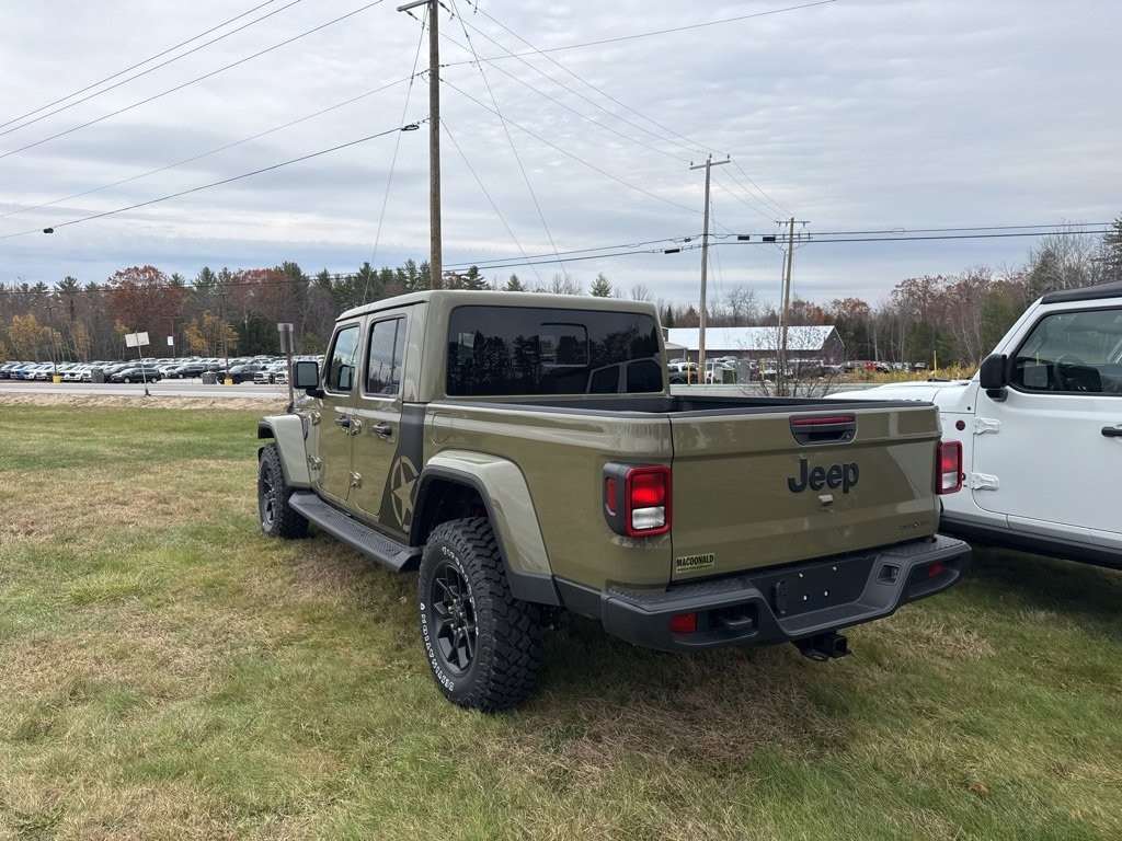 New 2025 Jeep Gladiator HIGH TIDE 4X4 Pickup