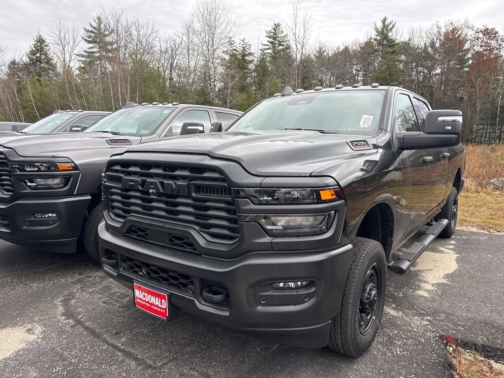 New 2026 Ram 2500 TRADESMAN CREW CAB 4X4 6'4 BOX Pickup