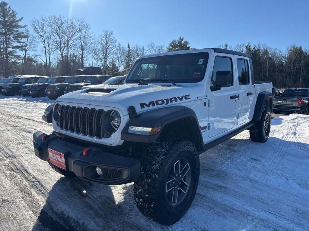 New 2026 Jeep Gladiator MOJAVE 4X4 Pickup