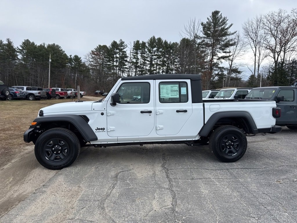 New 2026 Jeep Gladiator SPORT 4X4 Pickup