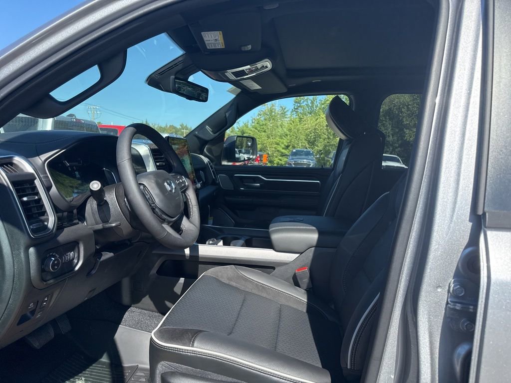 2026 RAM 1500 Laramie - Photo 14