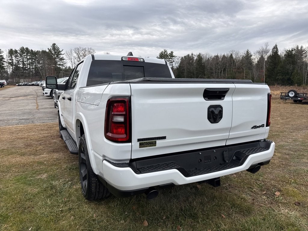 New 2026 Ram 1500 BIG HORN CREW CAB 4X4 5'7 BOX Pickup
