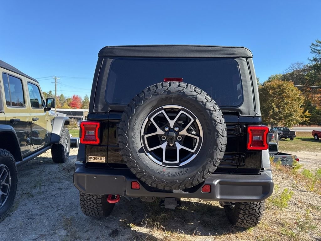 New 2026 Jeep Wrangler 4-DOOR RUBICON Sport Utility
