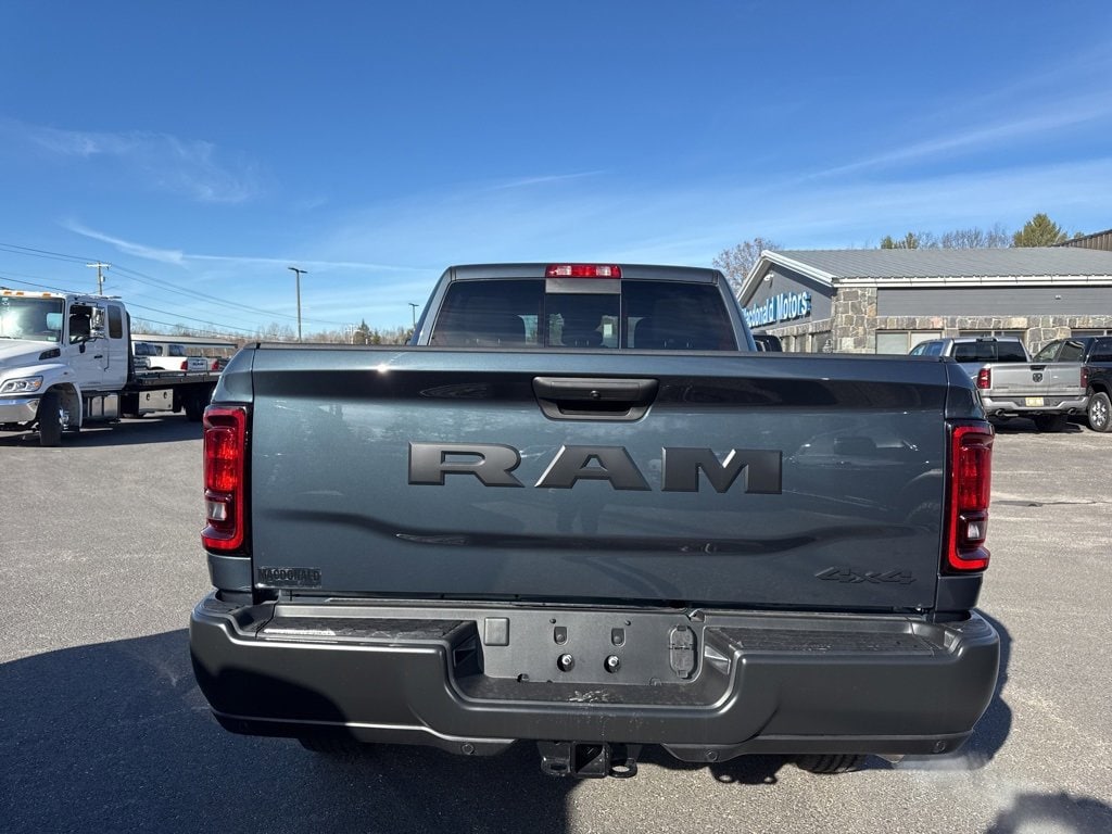 New 2026 Ram 2500 TRADESMAN CREW CAB 4X4 6'4 BOX Pickup