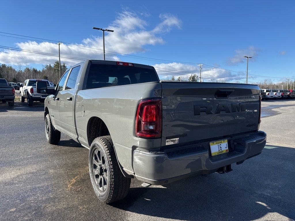 New 2026 Ram 2500 BIG HORN CREW CAB 4X4 6'4 BOX Pickup