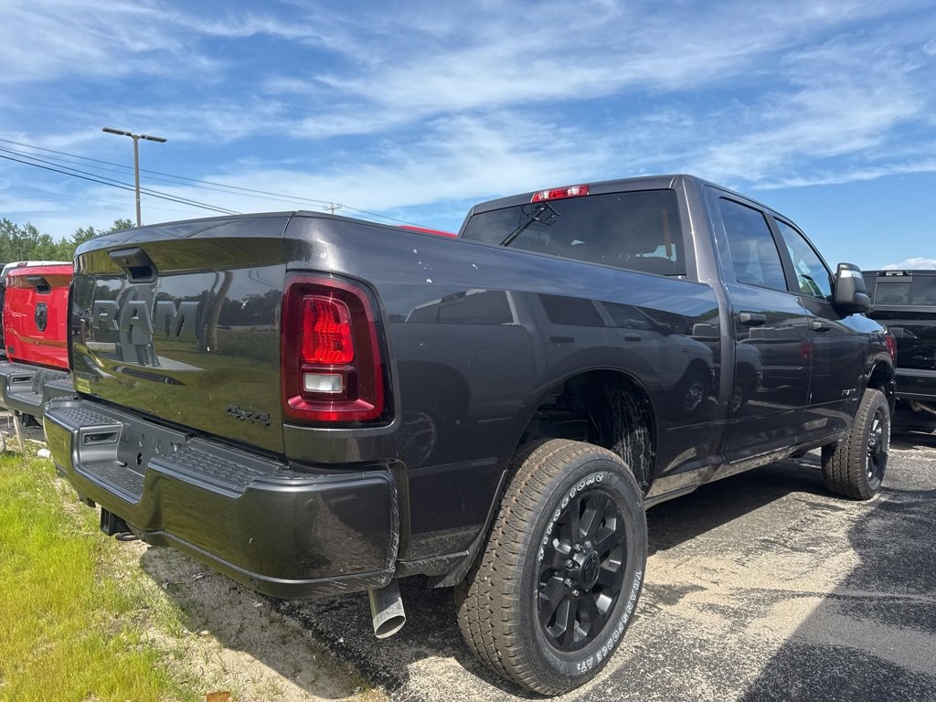 2025 Ram 2500 Big Horn photo 4