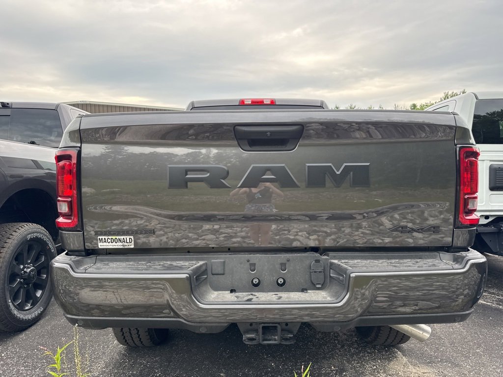 2025 Ram 3500 Big Horn photo 3
